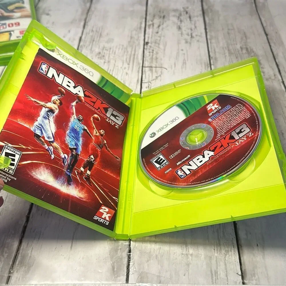 Microsoft Xbox 360 lot of 3 Sports‎ Games Madden 09 Brett Favre NHL 11 NBA2K13